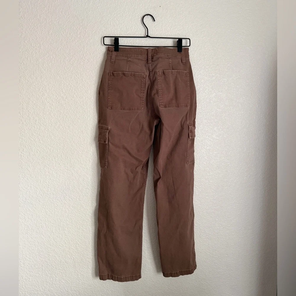 Hollister Women’s Ultra High Rise Twill Cargo Dad Pants 2 Reg Brown